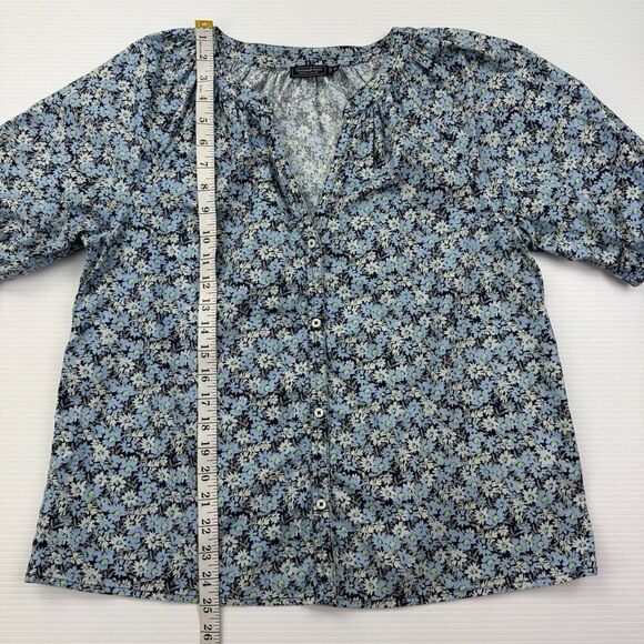 Vineyard Vines Women’s Puff Sleeve Button Front Blue Floral Blouse Size Medium - Picture 9 of 9